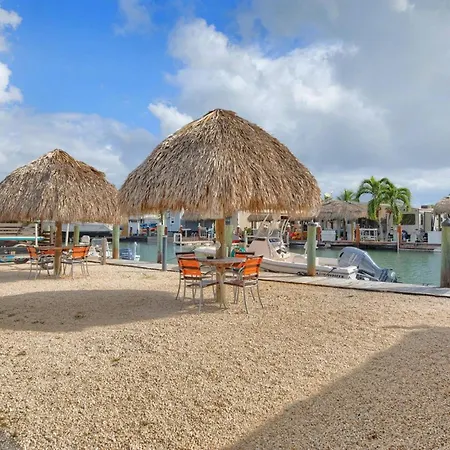 Waterfront Studio 2, Couples Oasis, Kayaks, Pool Jewfish Exterior photo