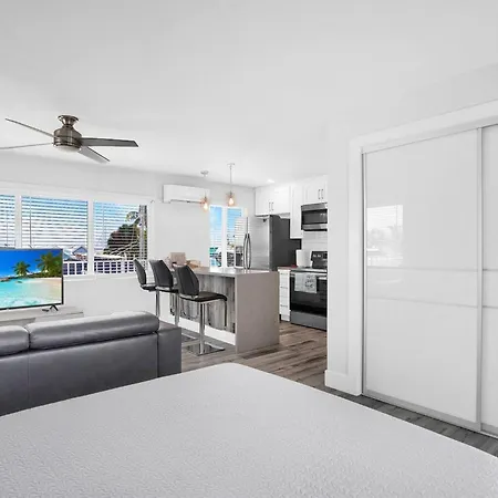 Waterfront Studio 2, Couples Oasis, Kayaks, Pool Jewfish Exterior photo