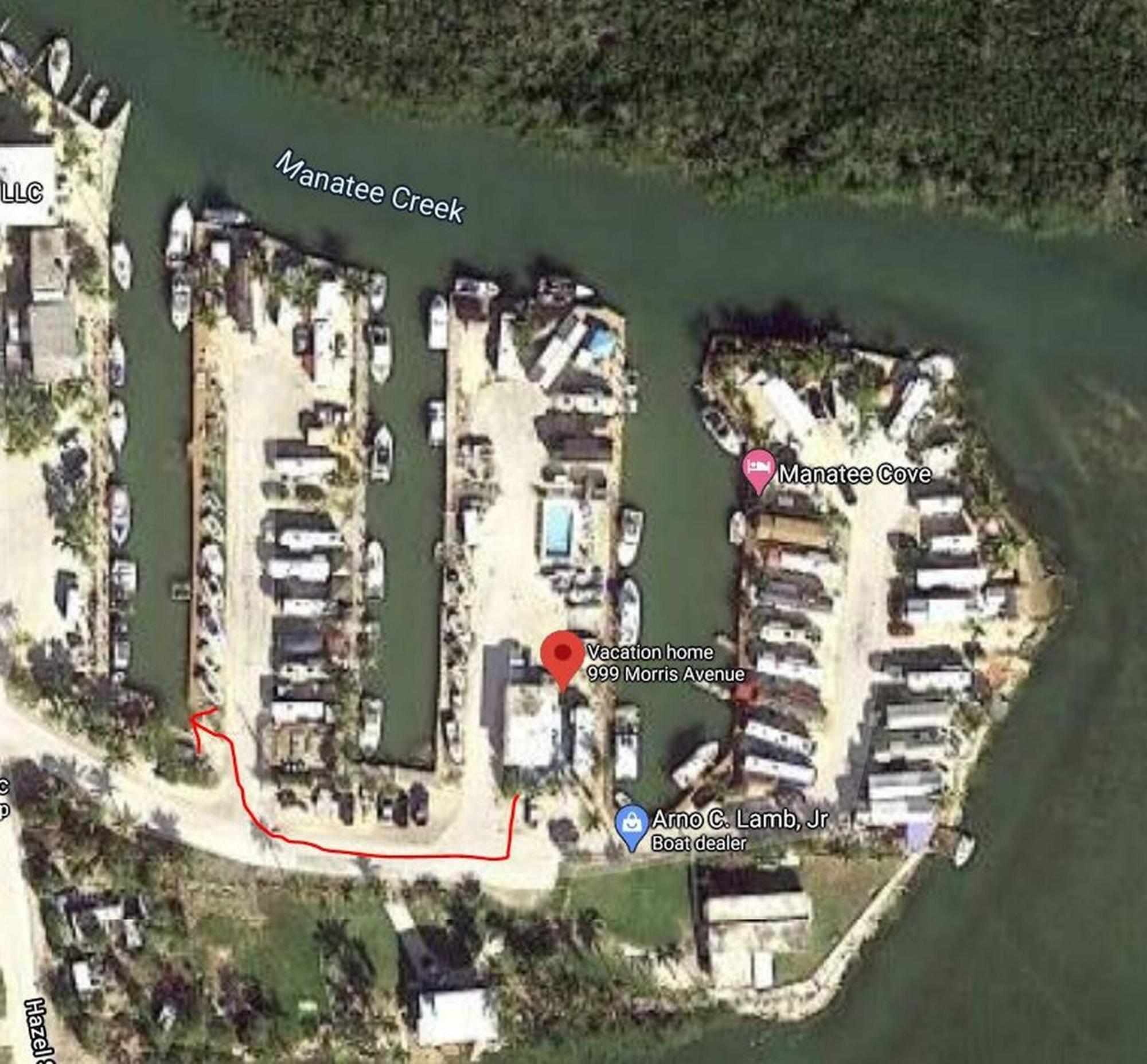 Apartment Waterfront 2, Couples Oasis, Kayaks, Pool